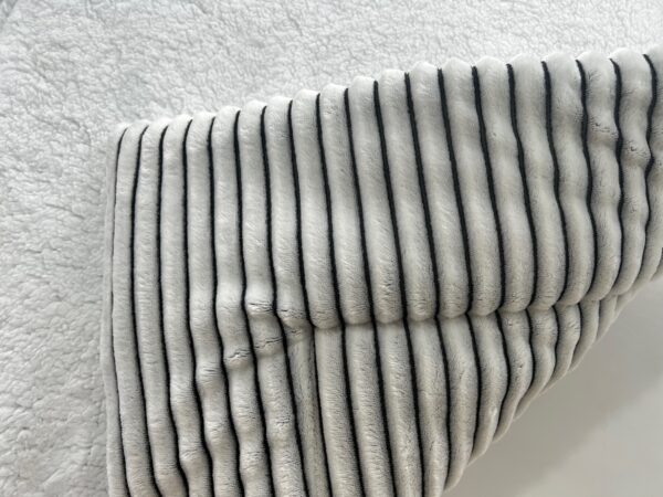 3 Piece Flannel Sherpa Comforter Set - Image 3