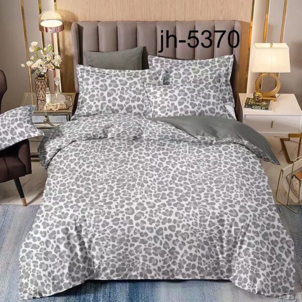 7 Pc Bed in a Bag Set - Image 5